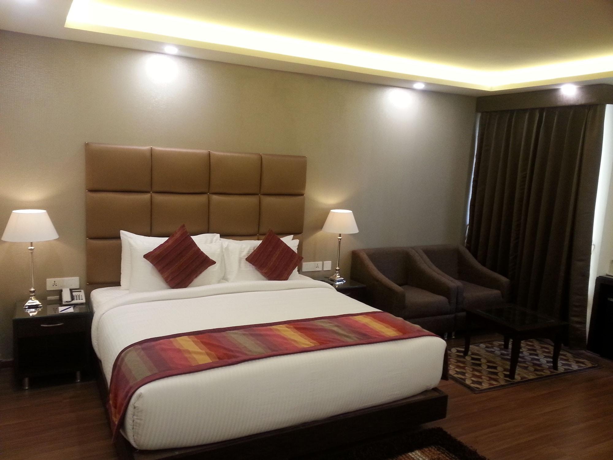 Days Hotel By Wyndham, Τζαλαντάρ Εξωτερικό φωτογραφία