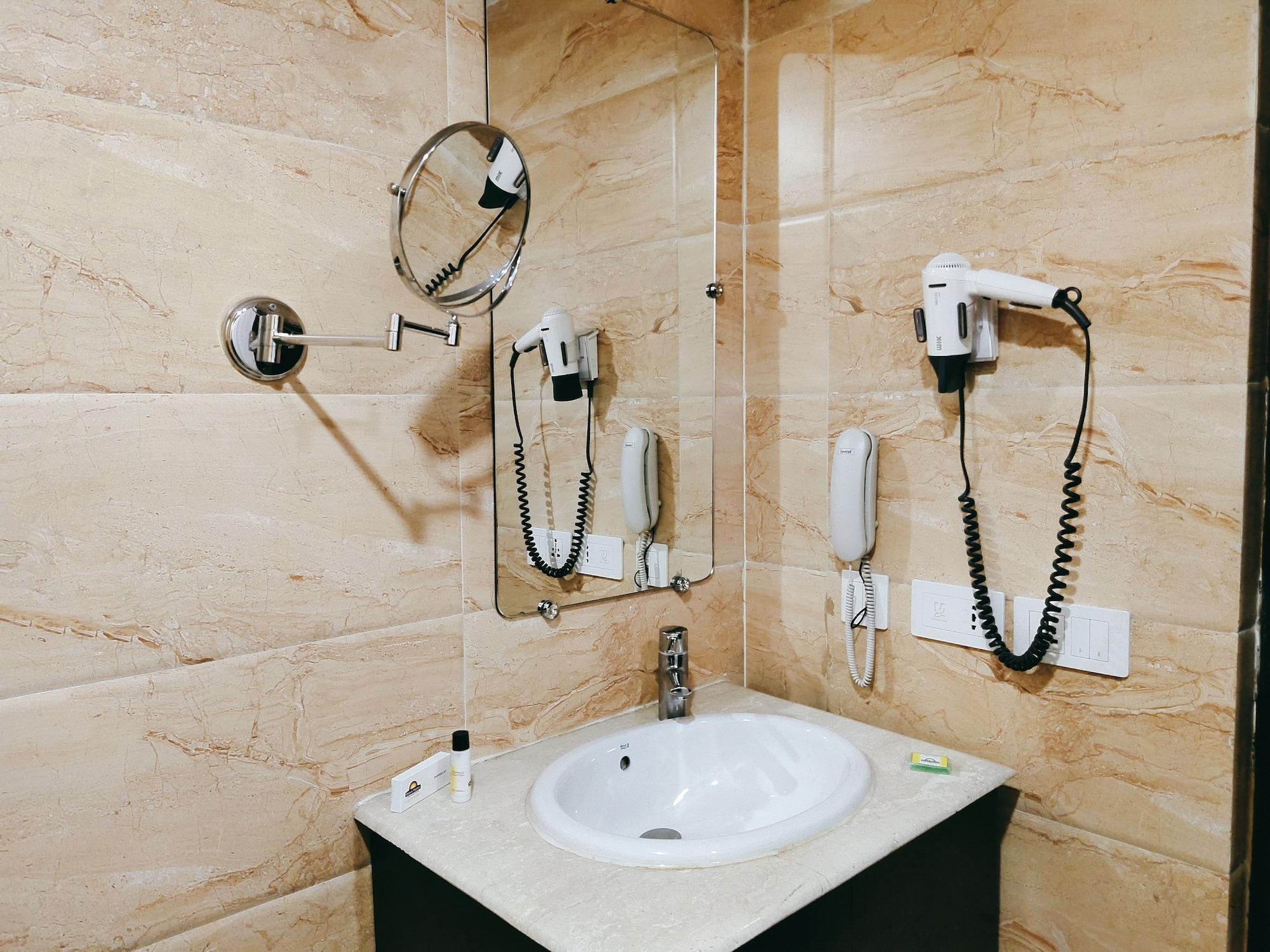 Days Hotel By Wyndham, Τζαλαντάρ Εξωτερικό φωτογραφία