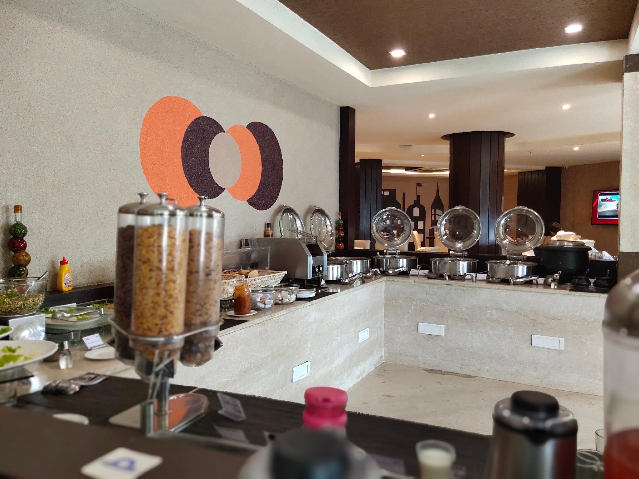 Days Hotel By Wyndham, Τζαλαντάρ Εξωτερικό φωτογραφία