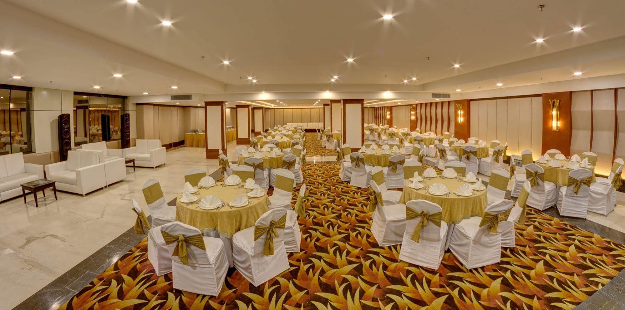 Days Hotel By Wyndham, Τζαλαντάρ Εξωτερικό φωτογραφία